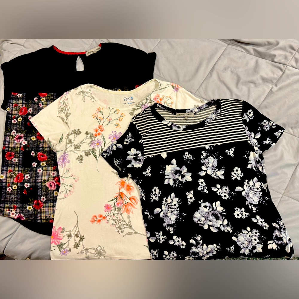3-for-1 Floral Tops | Size L